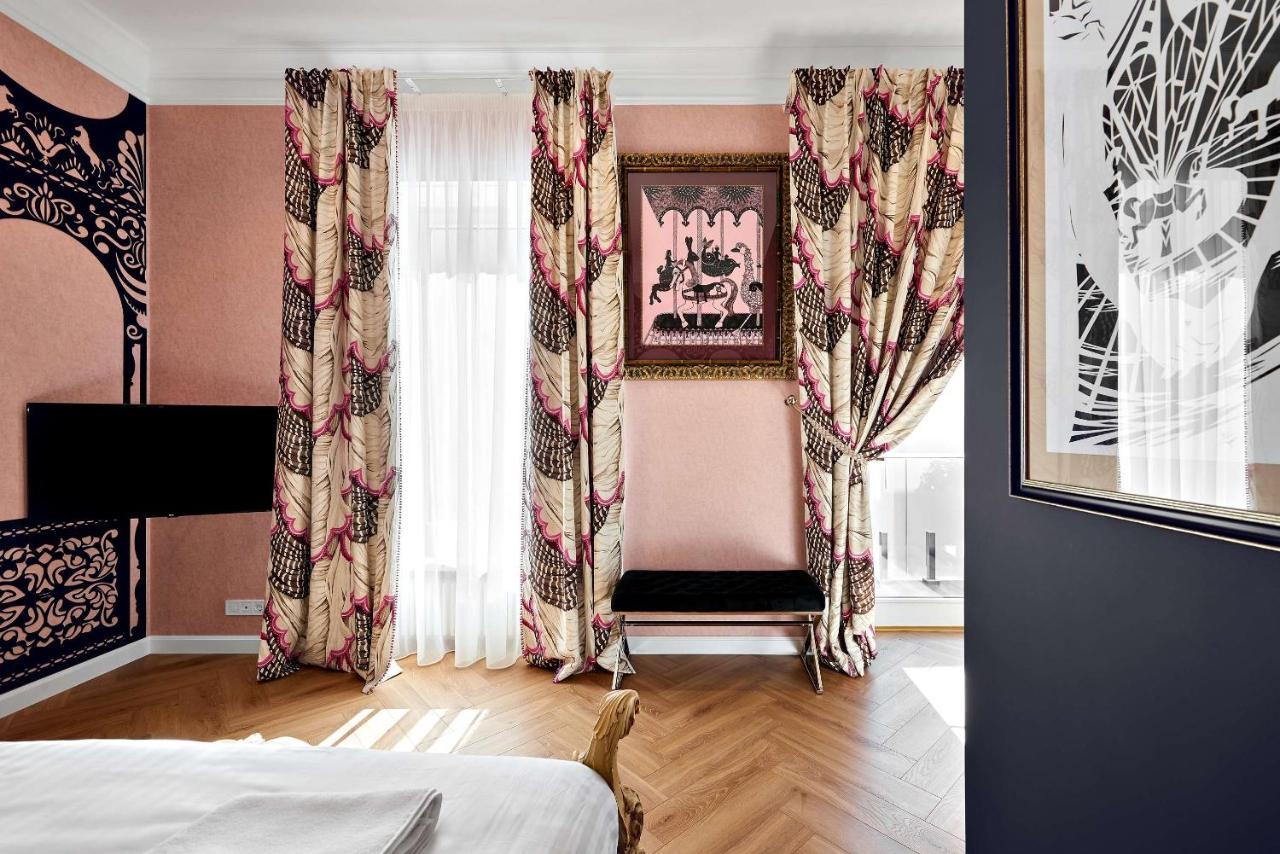 Mola Mola Apart Hotel Lviv Eksteriør billede