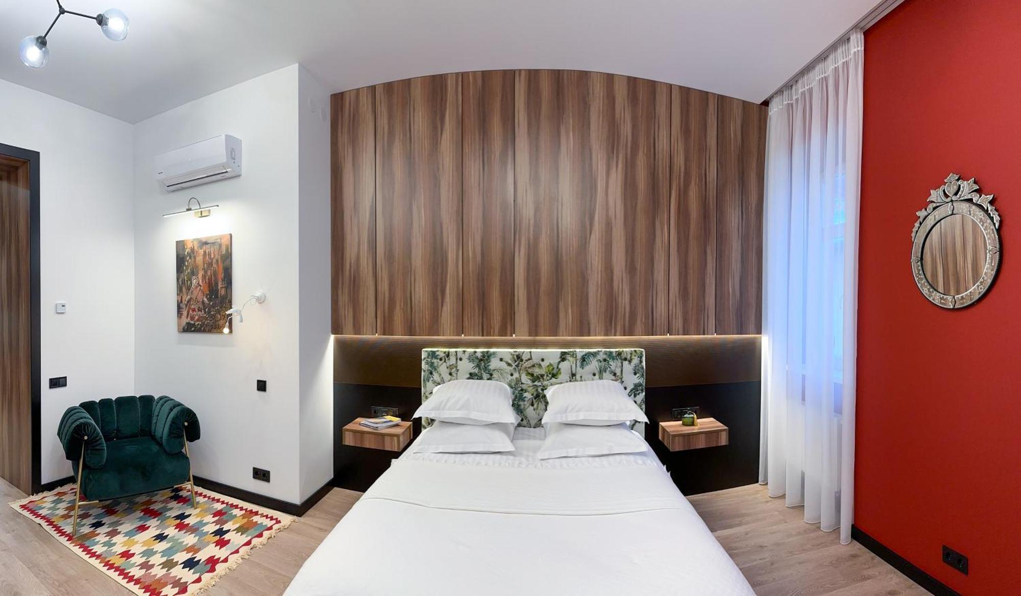Mola Mola Apart Hotel Lviv Eksteriør billede