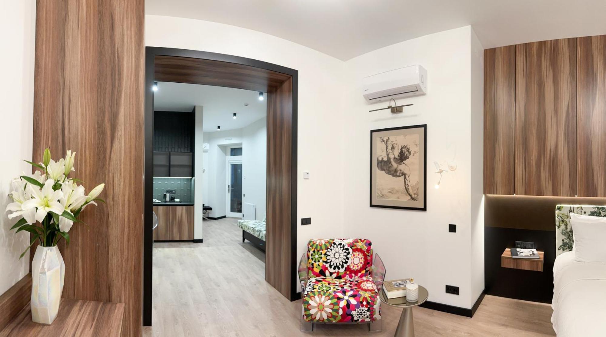 Mola Mola Apart Hotel Lviv Eksteriør billede