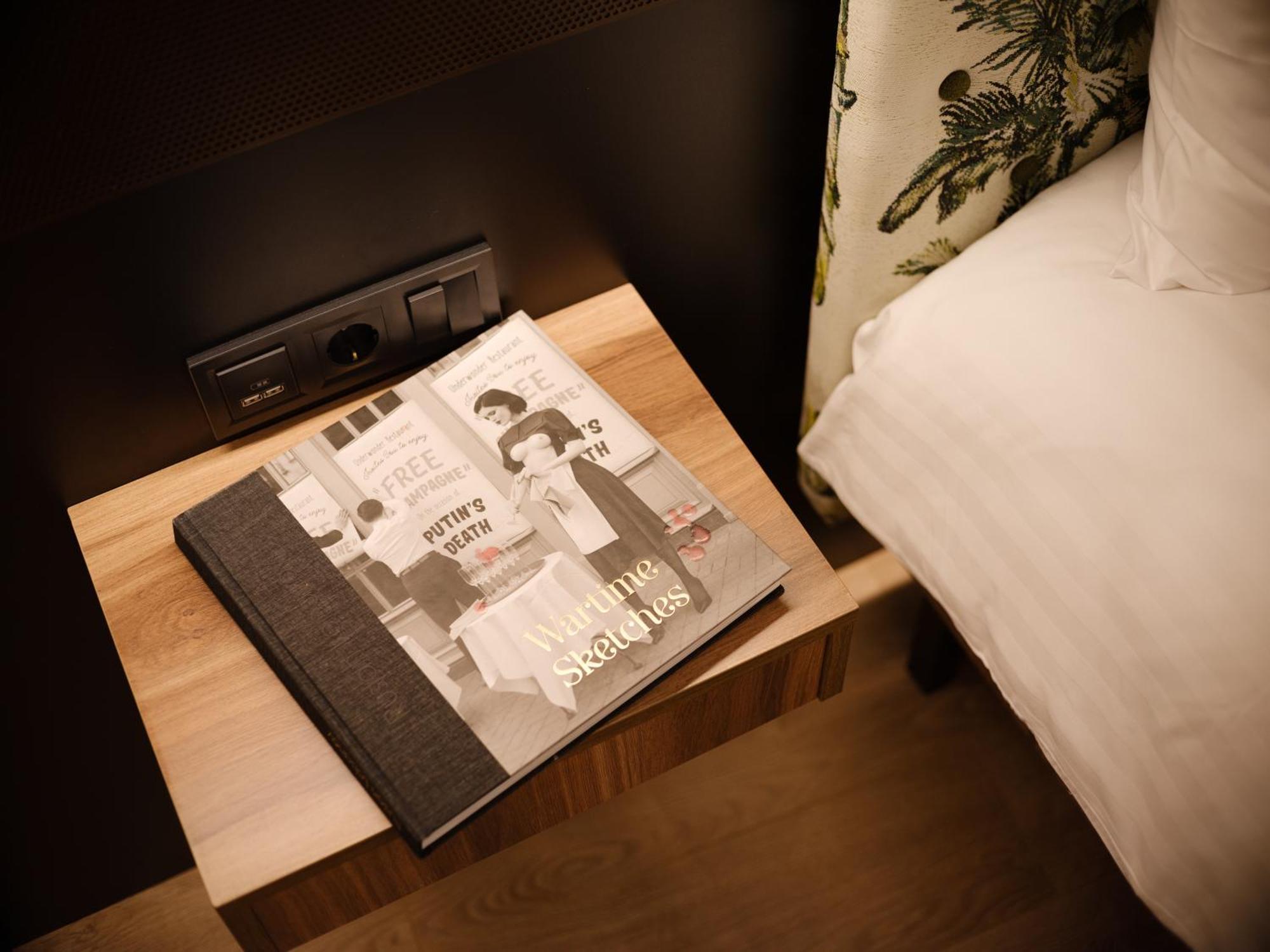 Mola Mola Apart Hotel Lviv Eksteriør billede