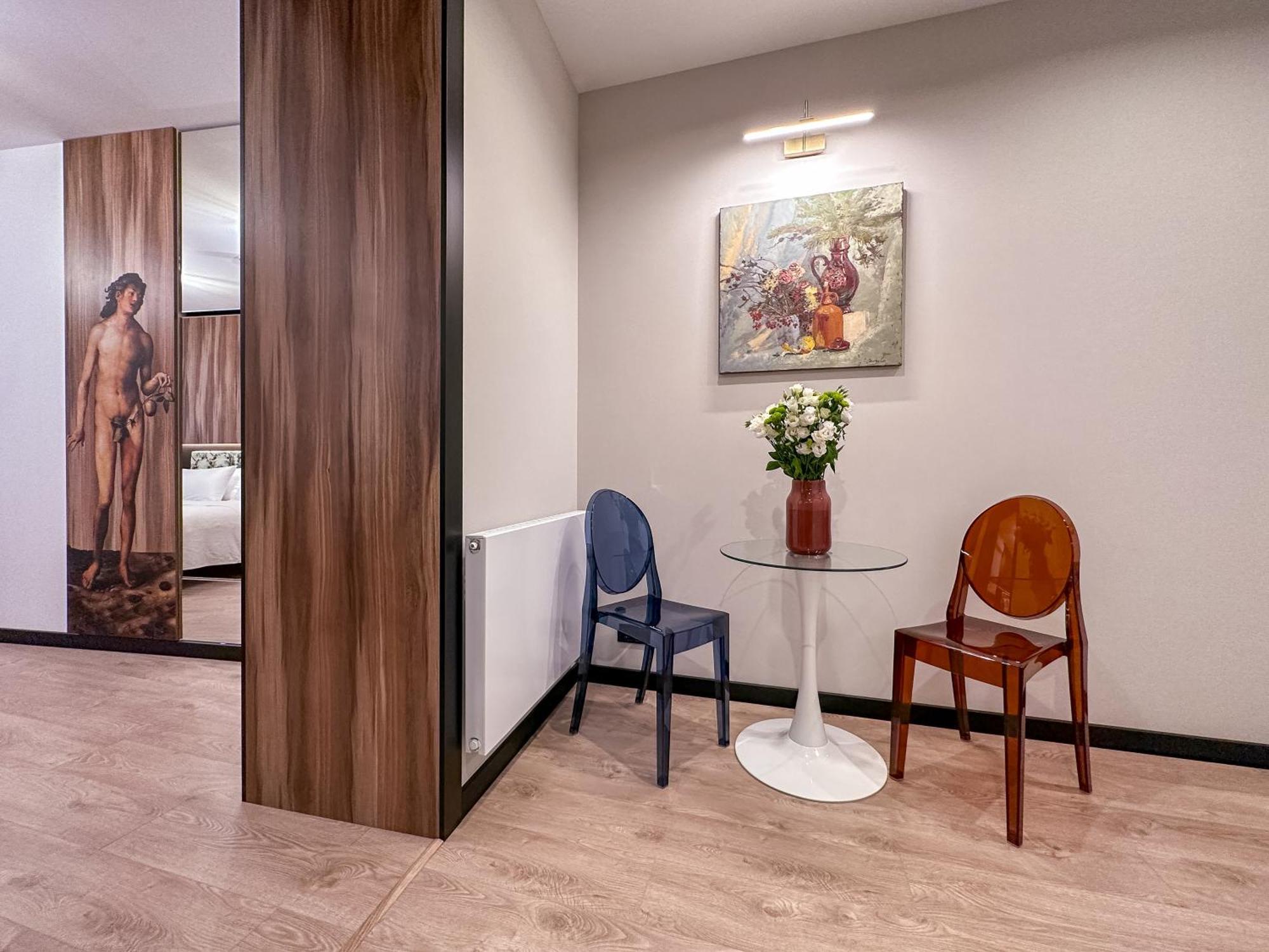 Mola Mola Apart Hotel Lviv Eksteriør billede