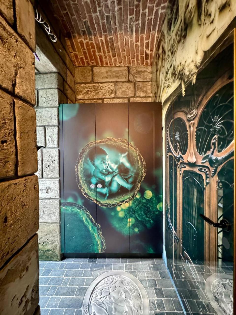 Mola Mola Apart Hotel Lviv Eksteriør billede